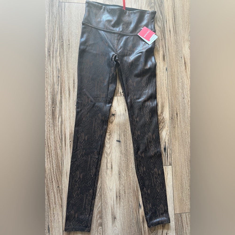 NWT adorable leggings